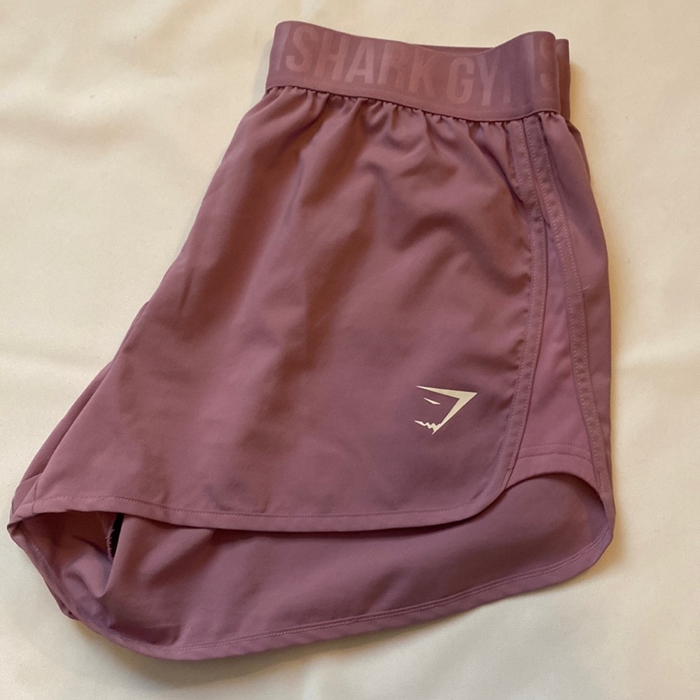 gymshark training loose fit shorts, purple gymshark shorts, no longer sold